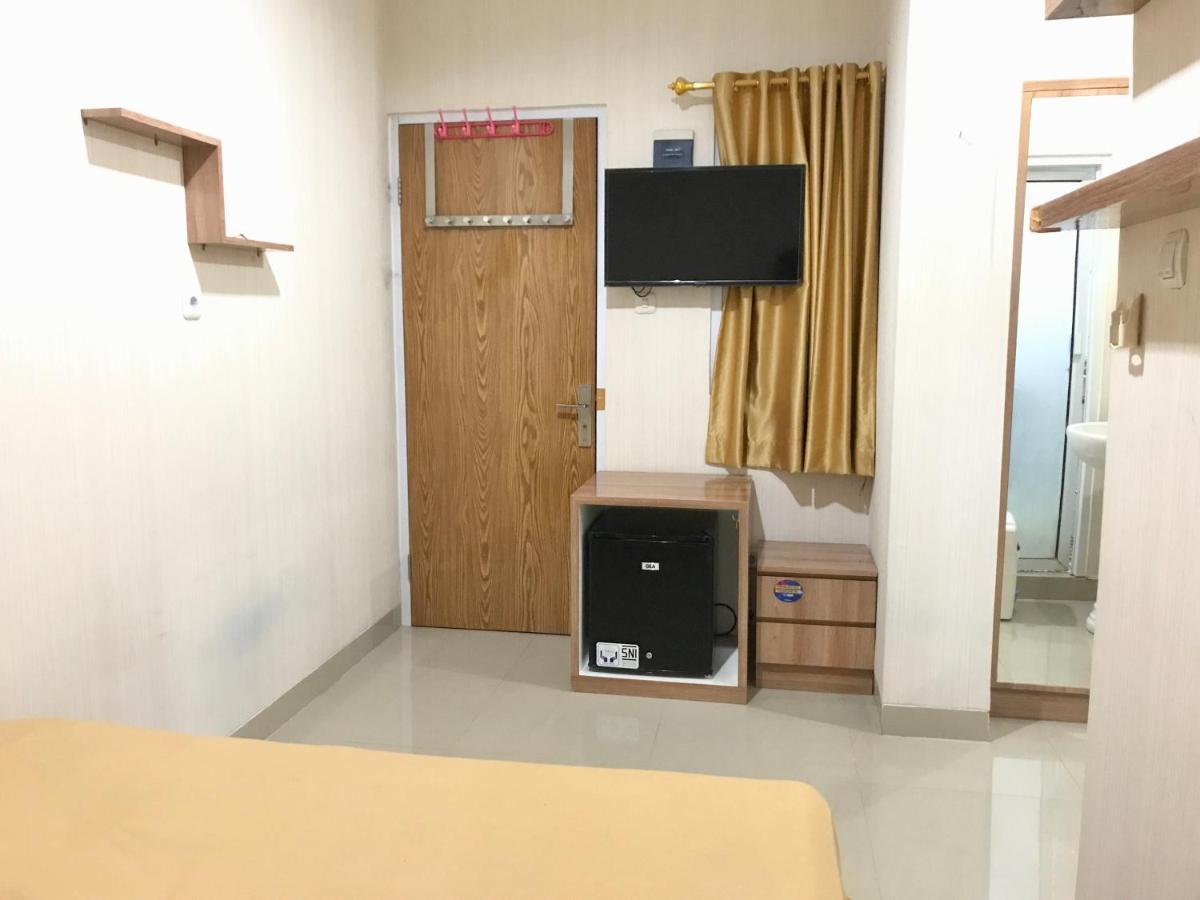 37 Guesthouse Jakarta Room photo