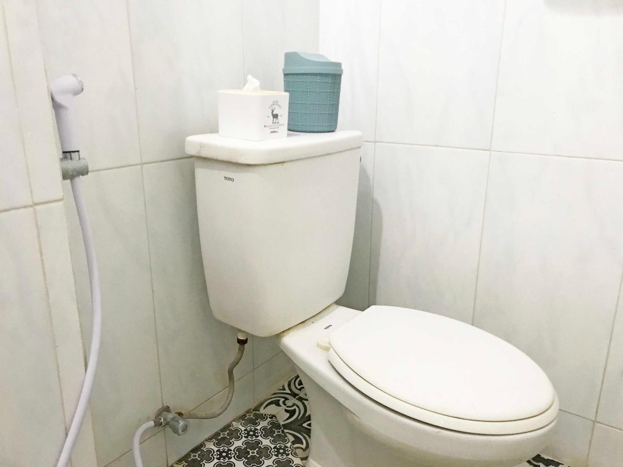 37 Guesthouse Jakarta Room photo
